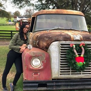 Meet your Posher, Leilani